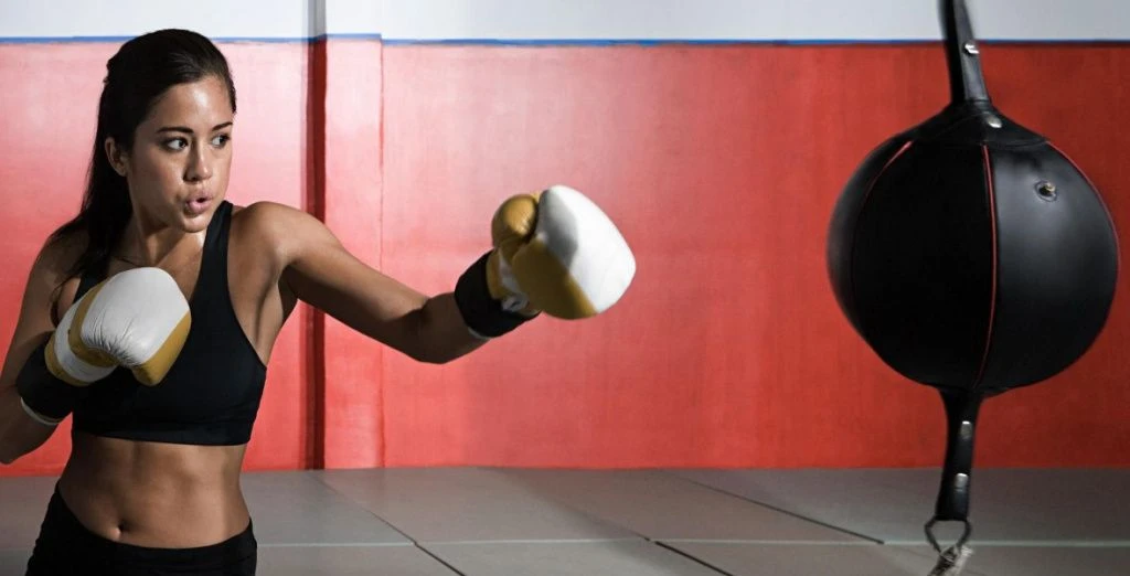 Боксерська груша та мішок як основа ефективних тренувань у єдиноборствах