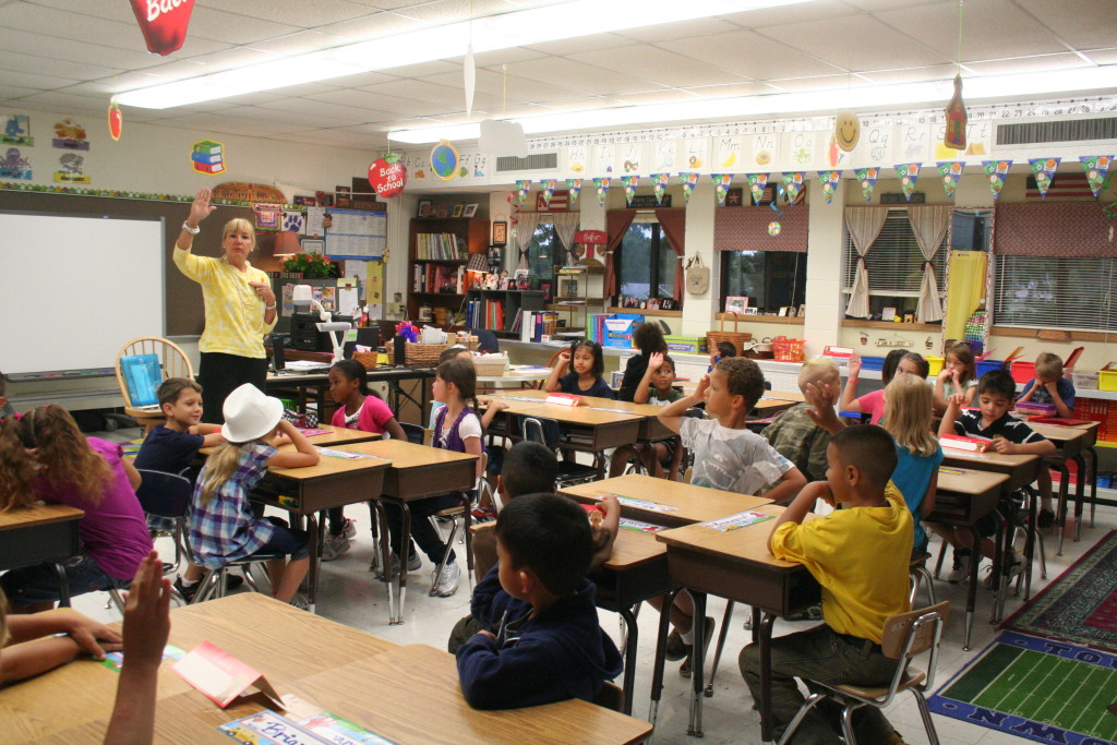 Все чаще семьи иностранцев отправляют детей на учебу в боардинковую школу. Почему?